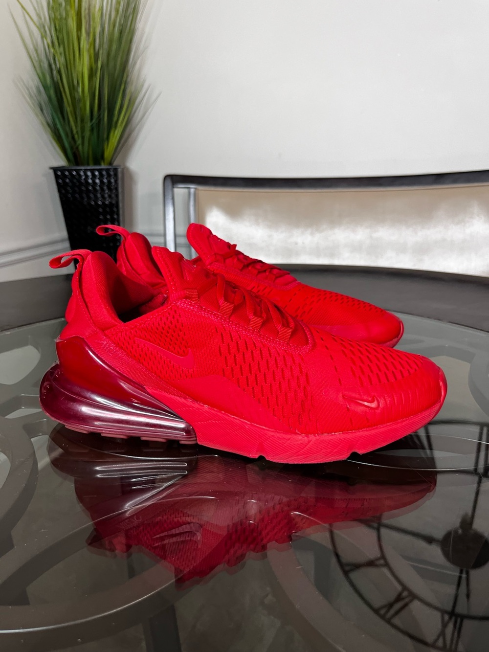 Nike Air Max 270 Triple Red Sneakers Men’s Sz 12